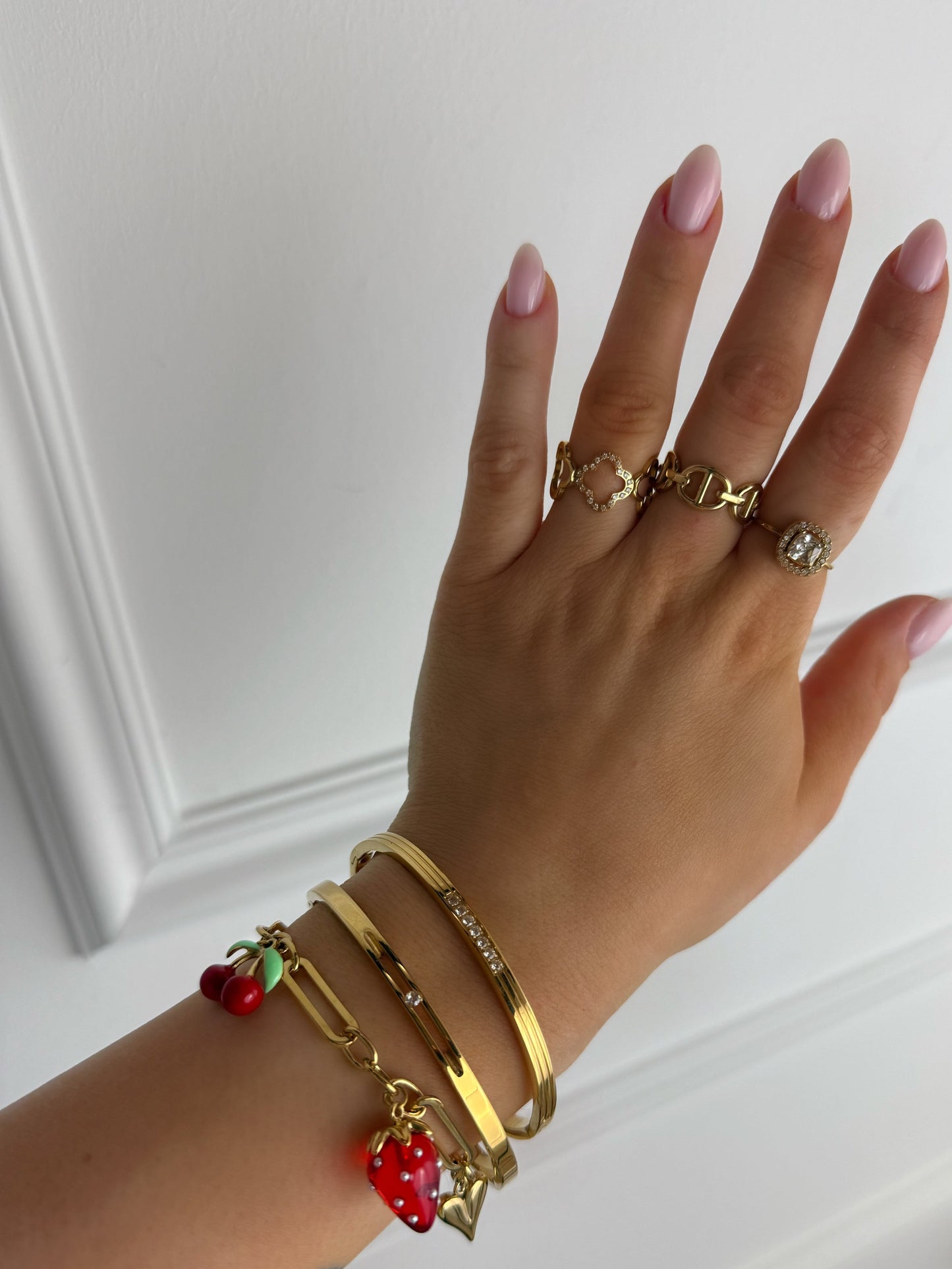 Bracelet breloques Fraises en acier inoxydable